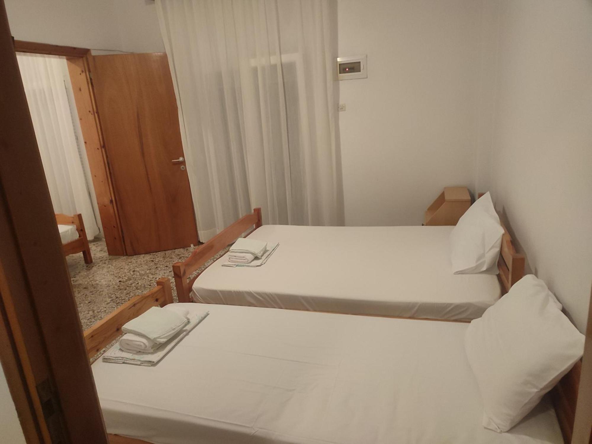 Michalos Apartments Paralía Skotínis Extérieur photo
